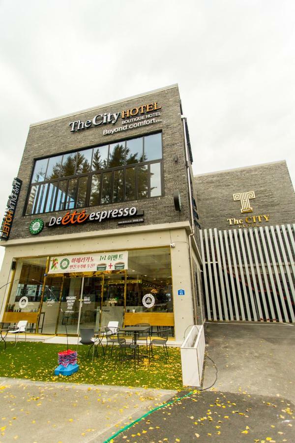 The City Hotel จอนจู ภายนอก รูปภาพ